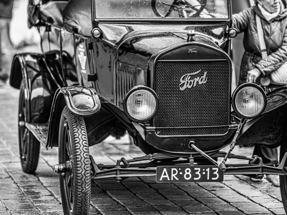 The Ford Model T: How the 'Tin Lizzie' Revolutionized the World